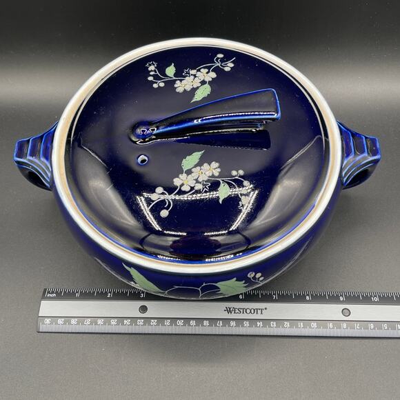 Vtg Hall China Sundial Casserole Dish with Lid - Cobalt Blue Garden Decal - Picture 5 of 10